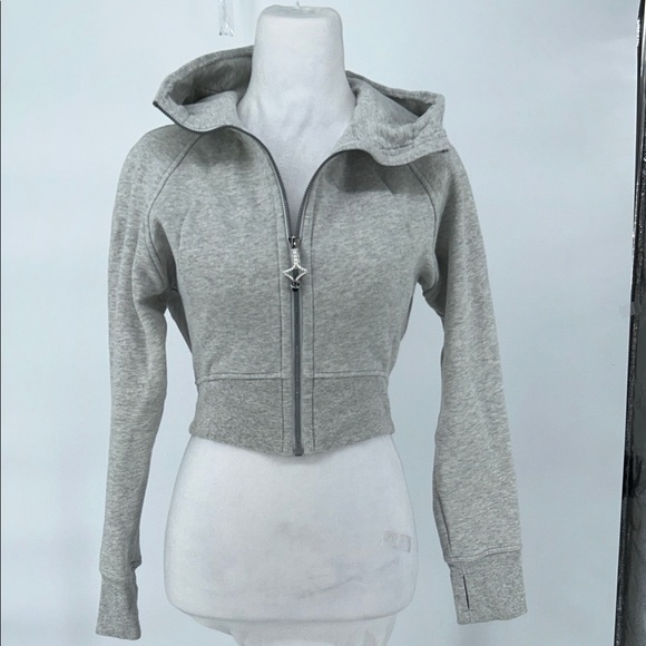 Lululemon Women’s Gray Zip-Up Hoodie - SCUBA CROPPED - Picture 2 of 12